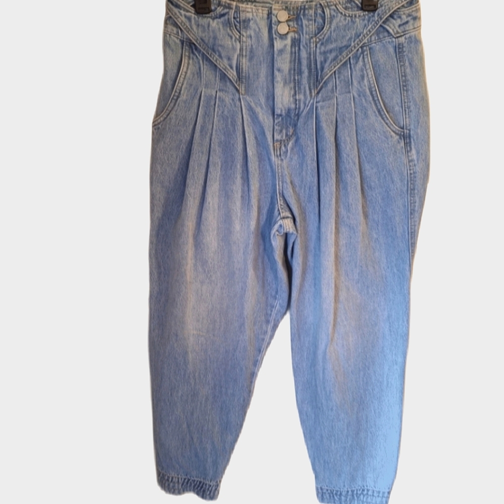 BLANK NYC High-Waisted Barrel Pleated Stone Washed No Stretch Sz 30 Jeans